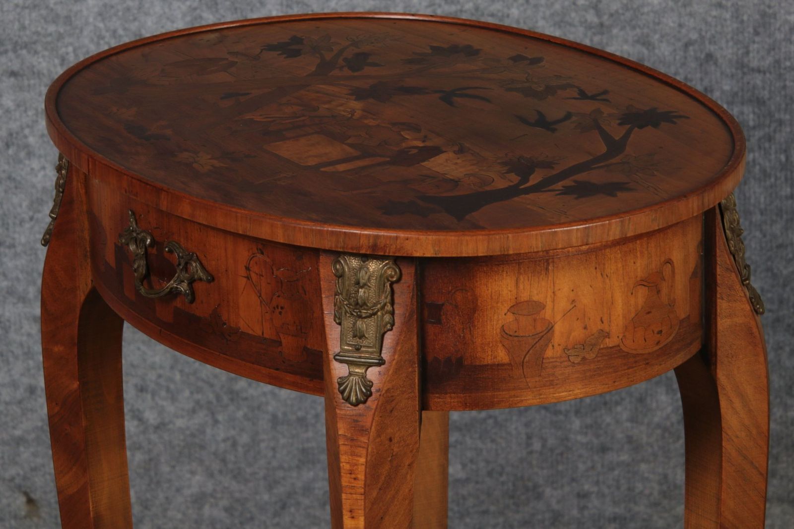 photo vinterior Antique Louis XV Style Side Tables With Chinoiserie Inlay, 1920s, Set Of 2