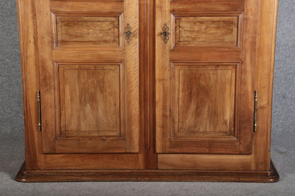 photo for sale Baroque Wardrobe In Walnut, Freiburg, Switzerland, 1800s