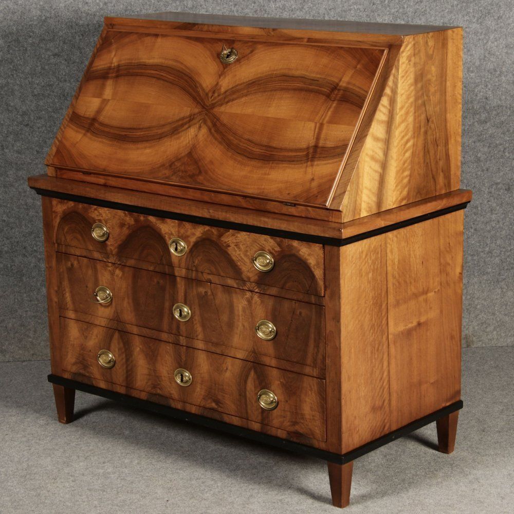 photo vintage Biedermeier Secretary In Walnut, 1820s