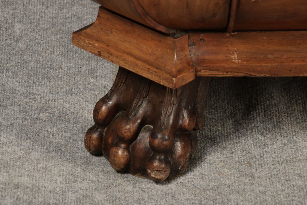 photo furniture Antique Dutch Baroque Top Cabinet In Walnut, 19th Century