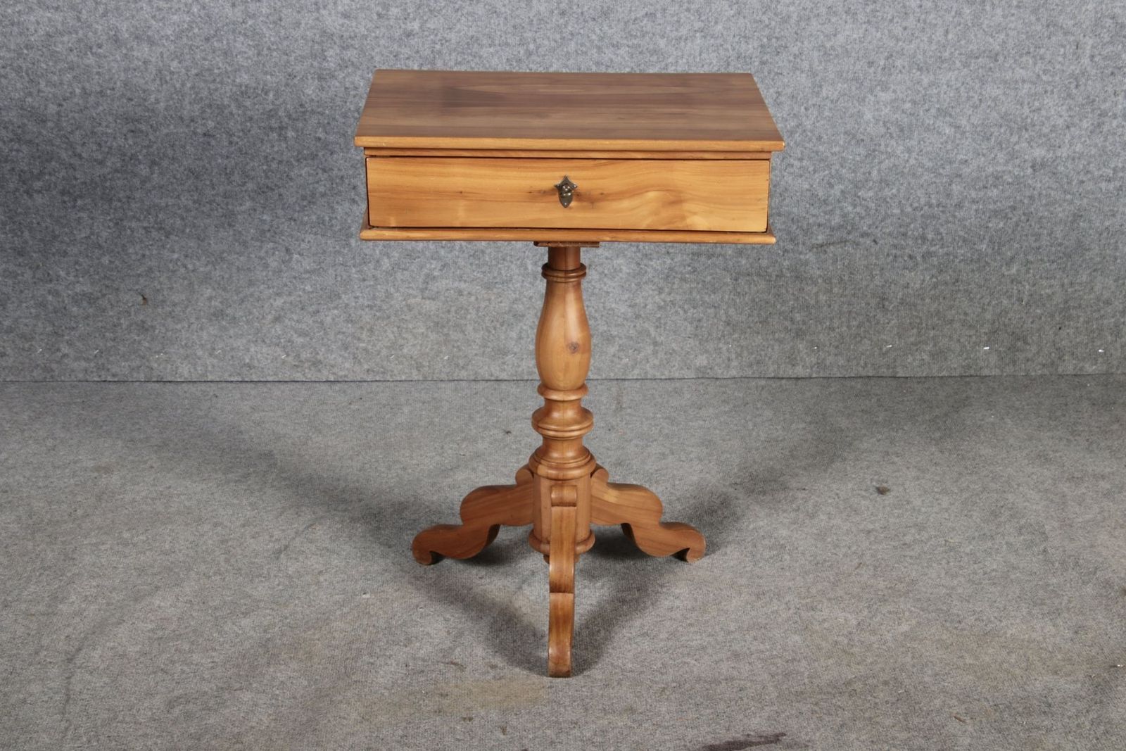 photo buy Antique 19th Century Biedermeier Sewing Table In Cherry Wood, 1840