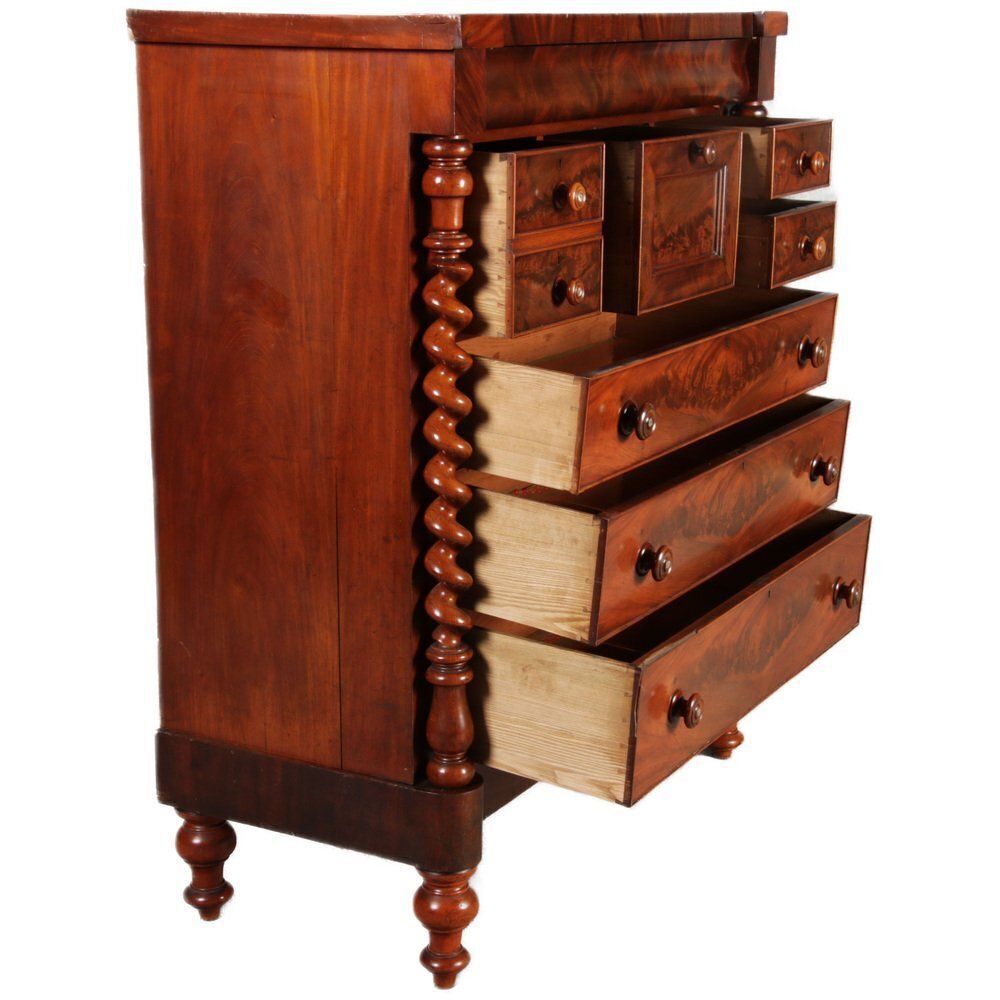 Antique English Victorian Chest Of Drawers In Mahogany, 1850 photo Furniture