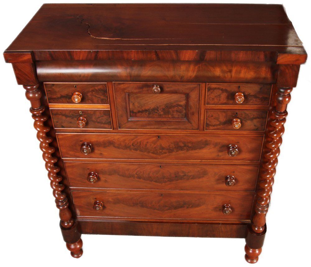 Antique English Victorian Chest Of Drawers In Mahogany, 1850 photo 1085.0