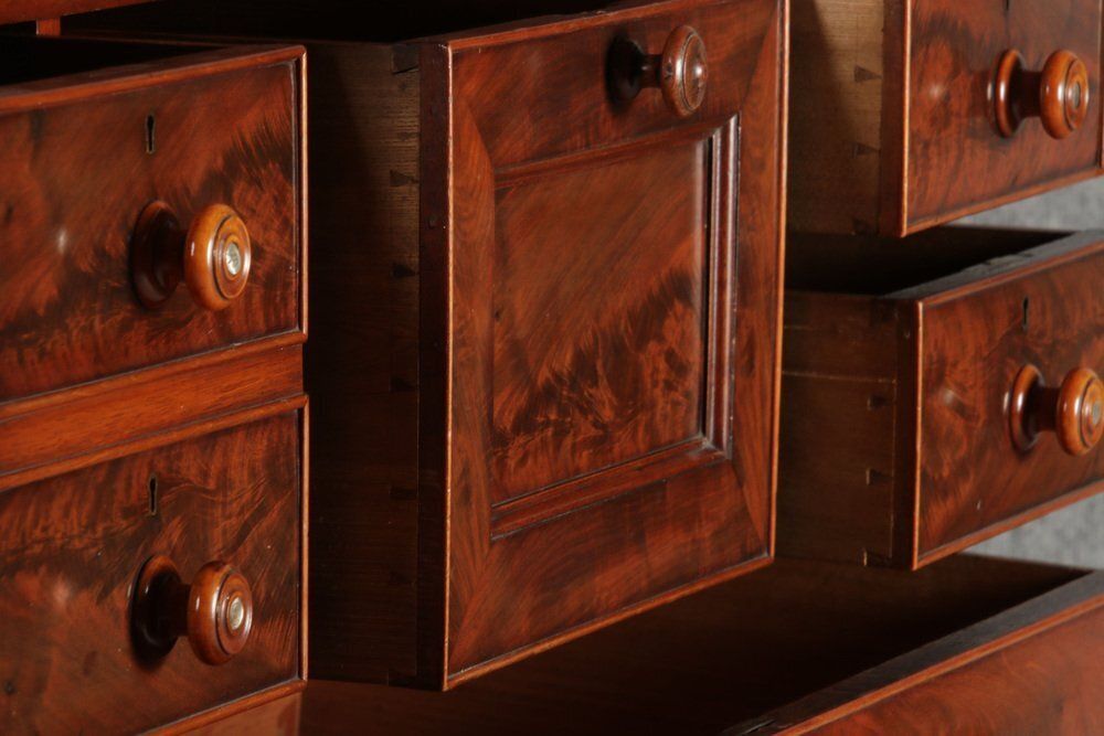 Furniture Antique English Victorian Chest Of Drawers In Mahogany, 1850 photo