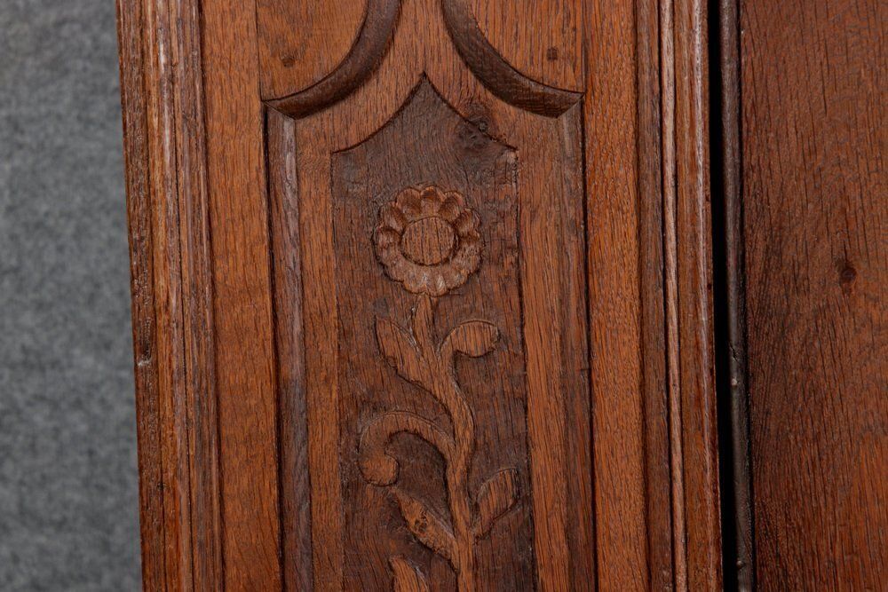 photo furniture Small Baroque 1 Door Cabinet In Oak, 18th Century