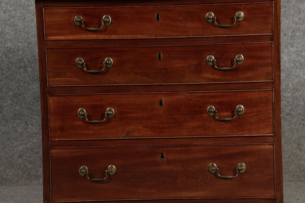 Furniture Small English Chest Of Drawers, Late 19th Century photo