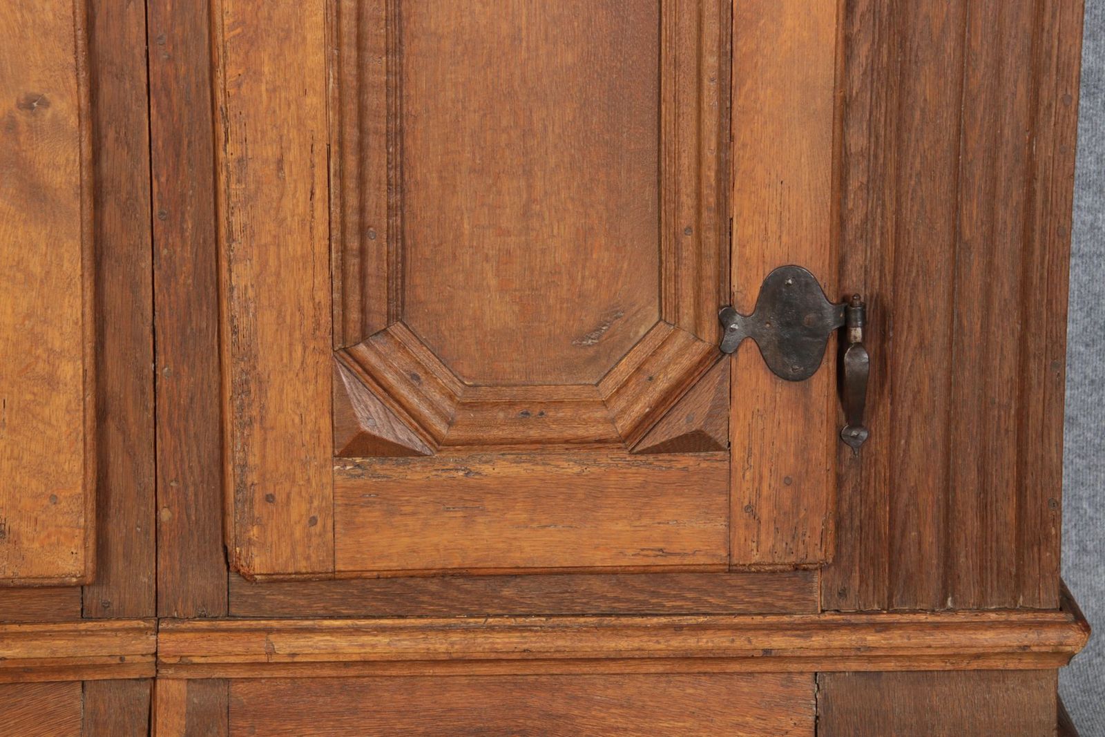 Antique Baroque Cabinet In Oak, 1770 photo vintage