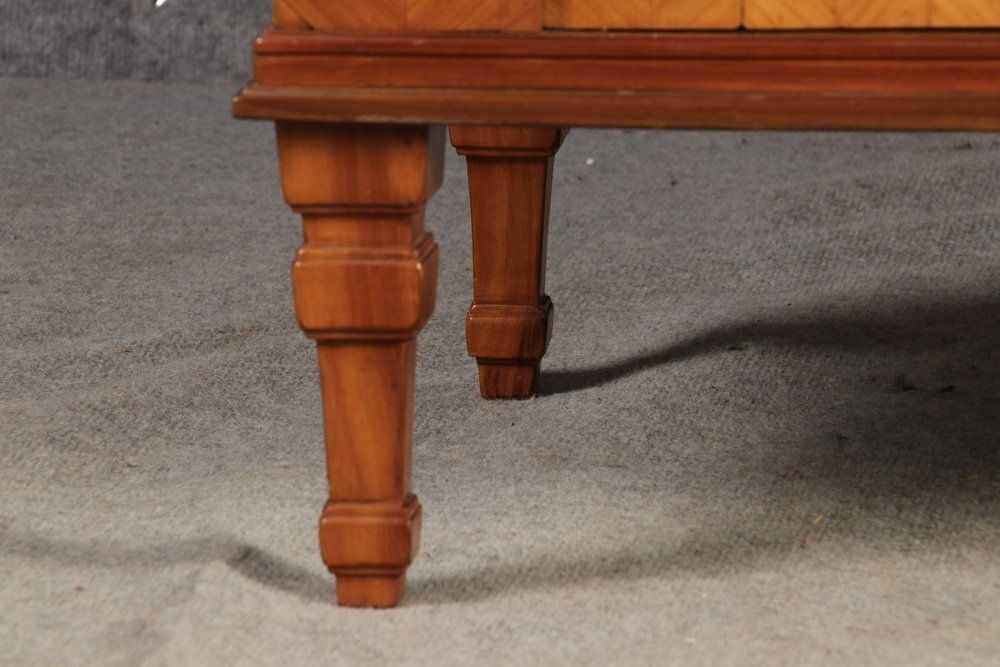 photo vintage Antique Baroque Sideboard In Cherry, 1780