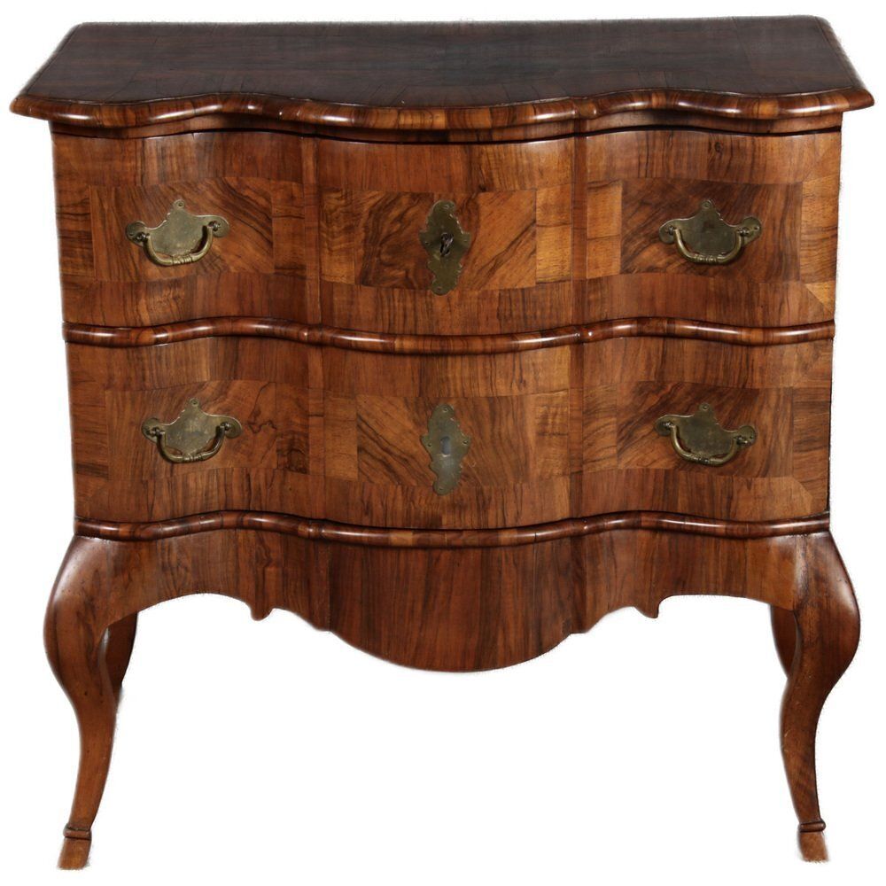 Small Baroque Chest Of Drawers In Walnut, 1750s