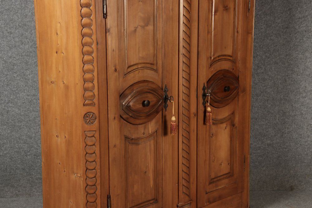 photo vinterior Antique Baroque Louis Sieze Cabinet, 1800s