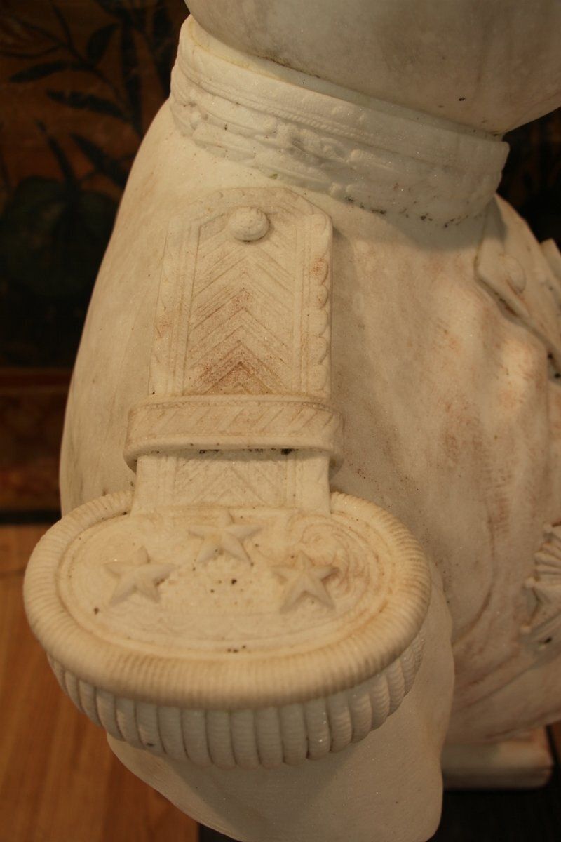 photo furniture D. Trentacoste, Large Bust Of General, 1873, Carrara Marble
