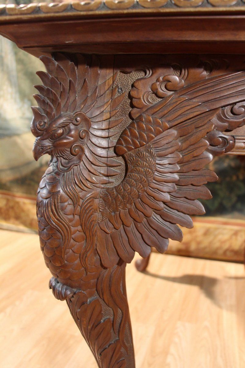 Carved Center Table, 18th Century photo vinterior