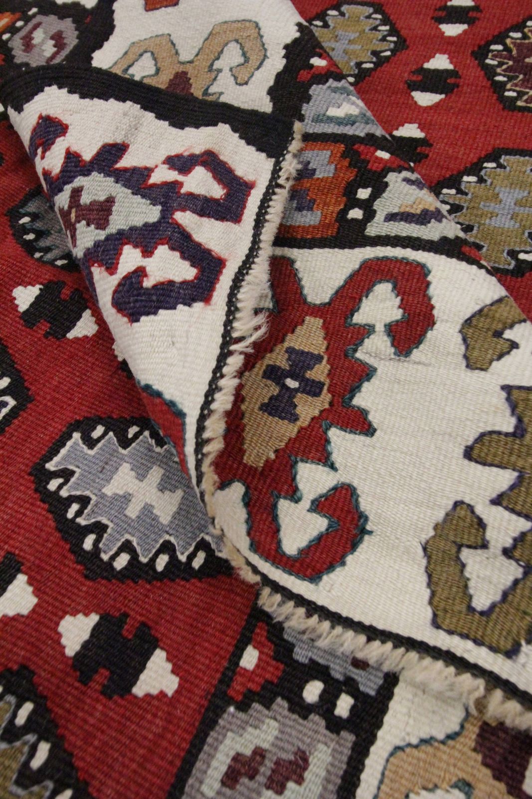 photo furniture Serbian Kilim Rug, Handwoven Wool Flatweave Carpet, Folk Art 245x150 Cm