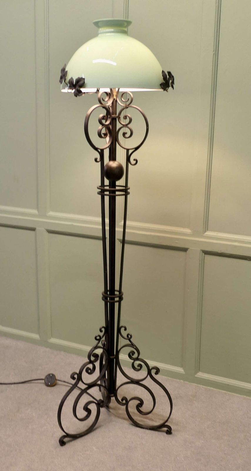 Decorative Wrought Iron French Floor Lamp photo furniture