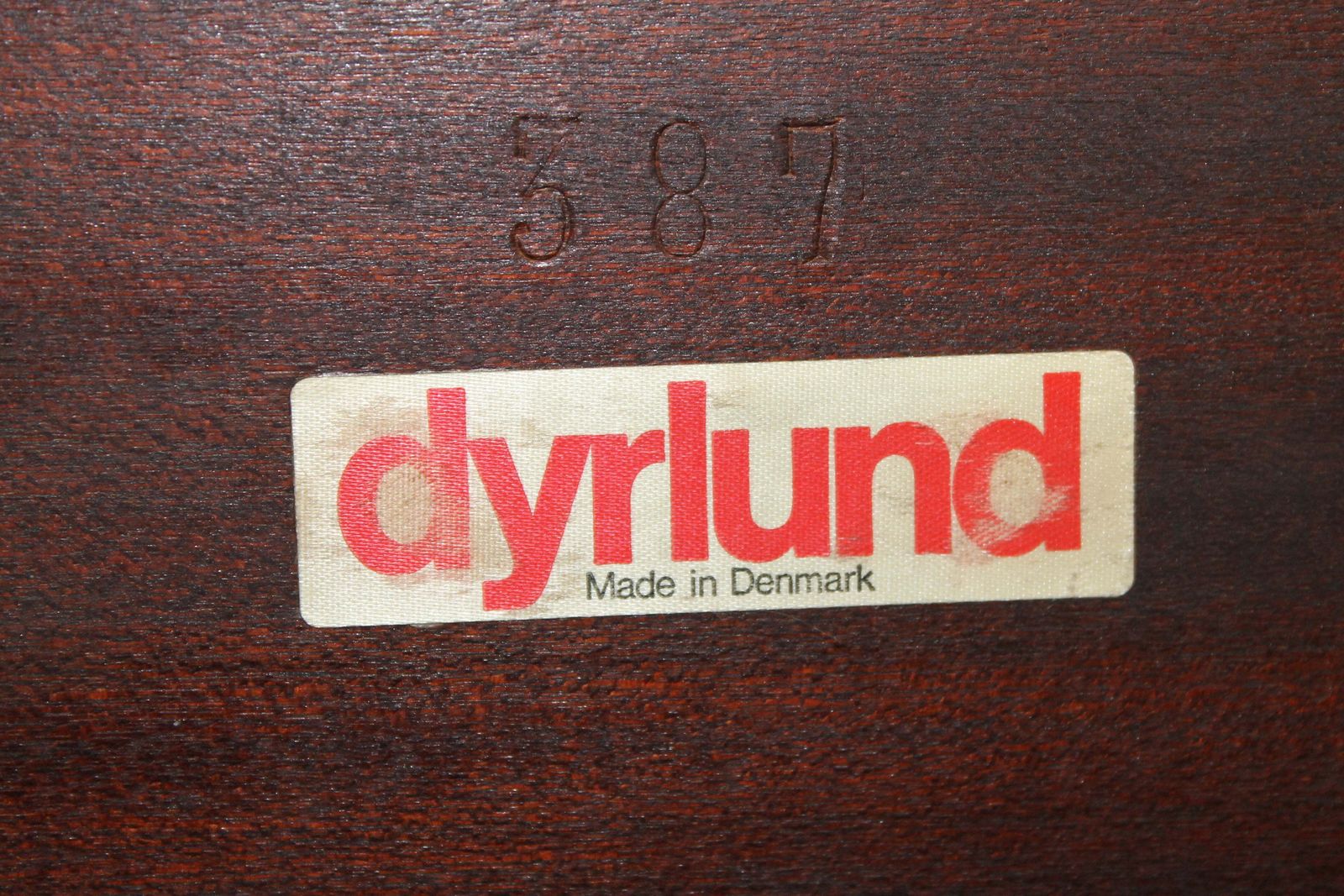 Used (1960s) Danish Rosewood Executive Desk By Dyrlund photo vinterior