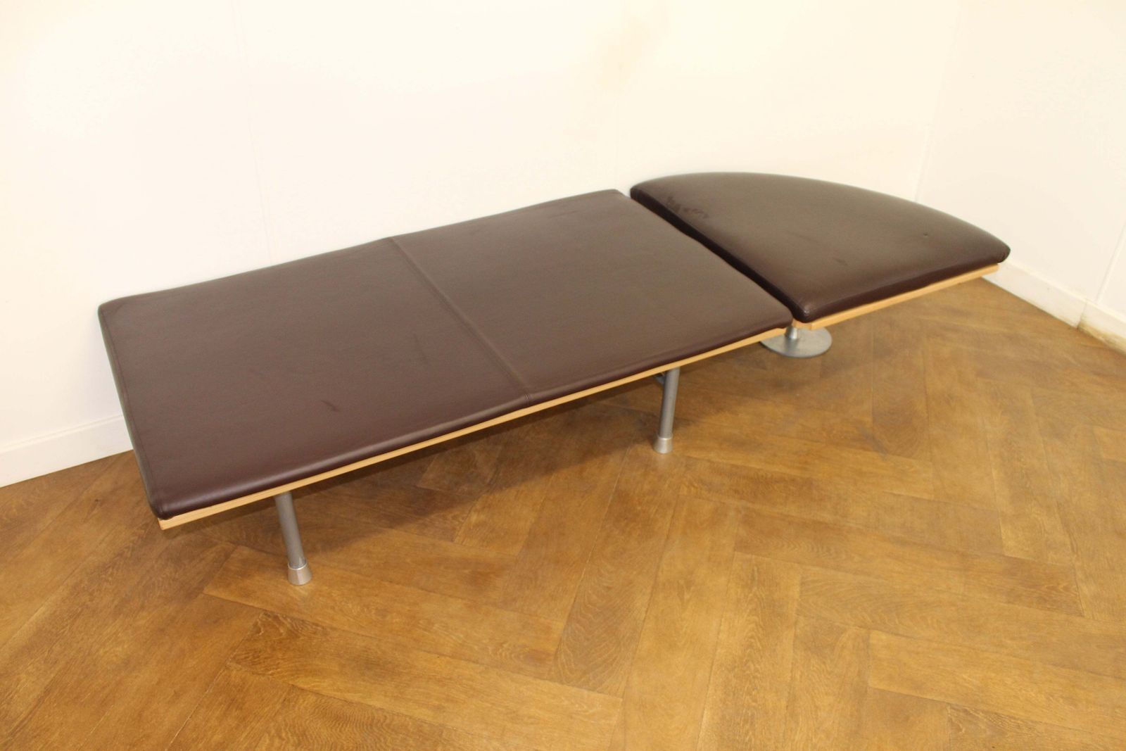 Used Boss Designs Leather Reception Seating photo 834.0