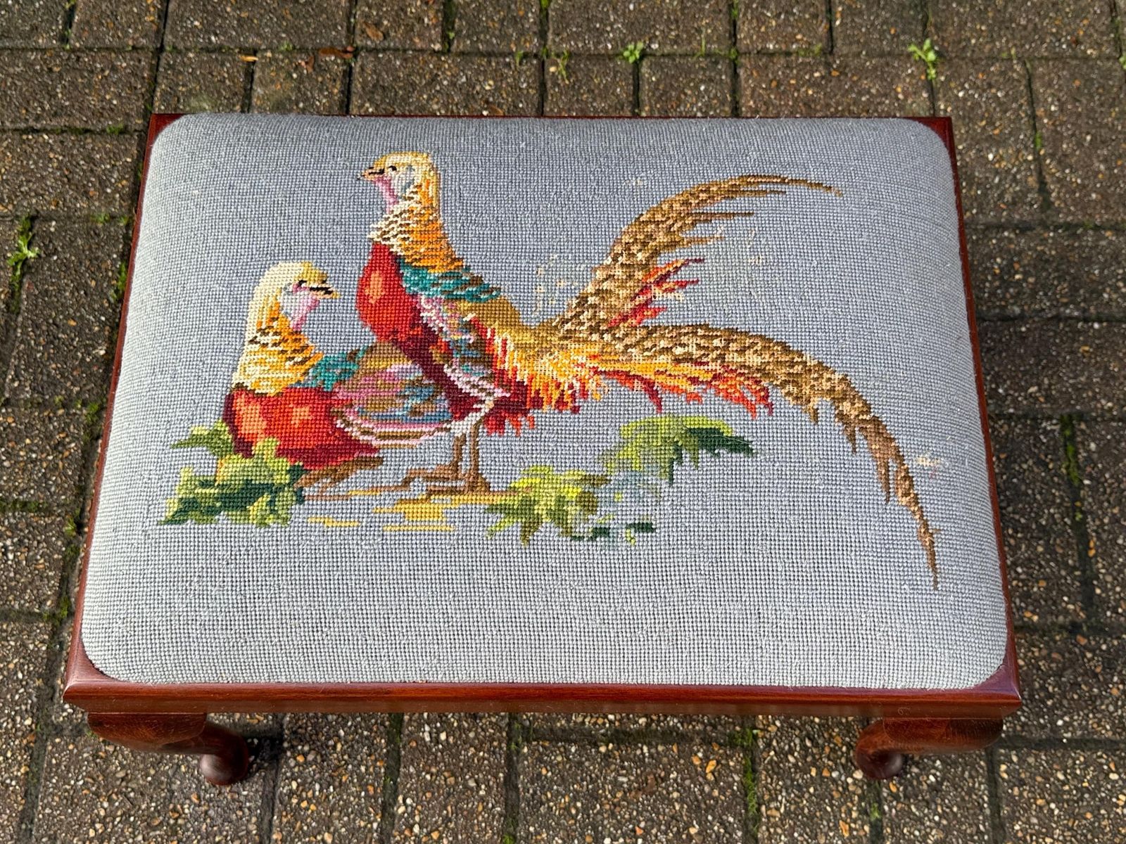 Vintage Queen Anne Needlepoint Stool, Luxury Needlepoint Tapestries London Mahogany Vanity Seat With Pheasant Design, Vintage Stool Cabriole photo furniture