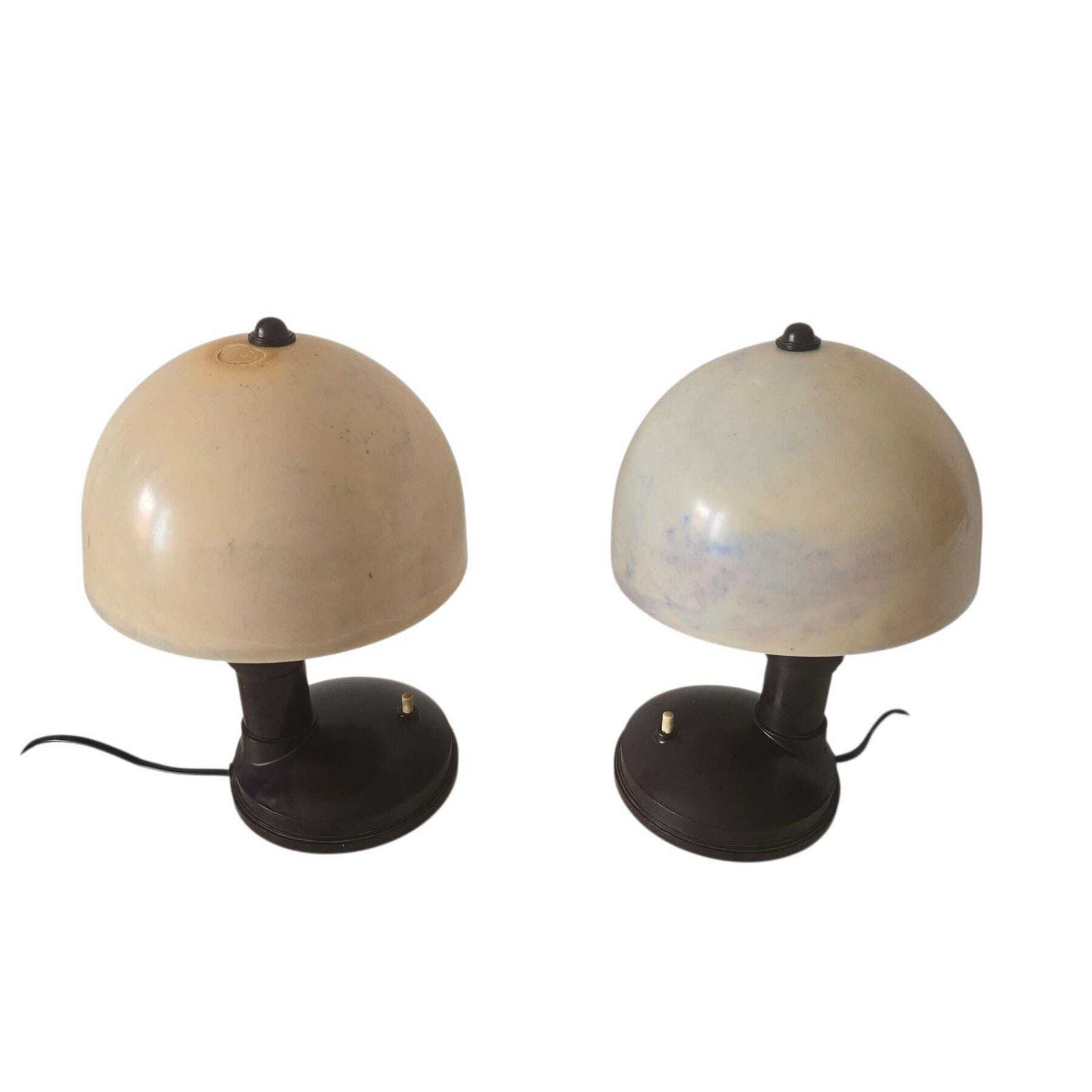 Vintage Zeldzame Bakelieten Paddenstoellamp, Art Deco Stijl, Bruine Voet Met Gemarmerde Bakelieten Kap – Prijs Is Per Lamp photo for sale