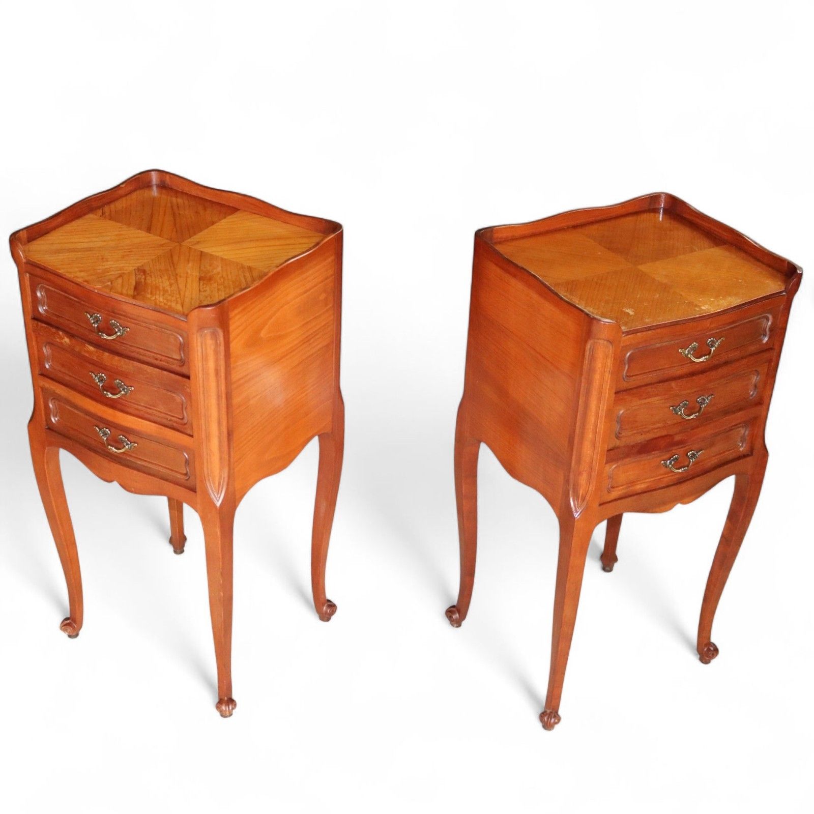 Pair Of Vintage French Walnut Louis XV Style Bedside Chests / Nightstands photo for sale