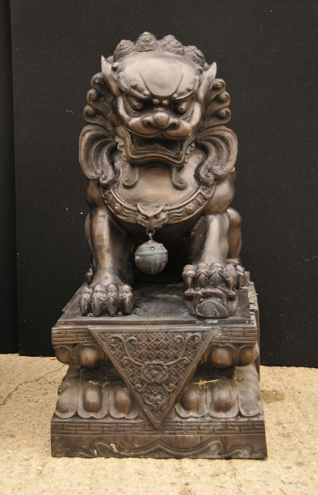 photo for sale Pair Xl Bronze Chinese Dogs   Foo Keiloon Fu Temple Statue China