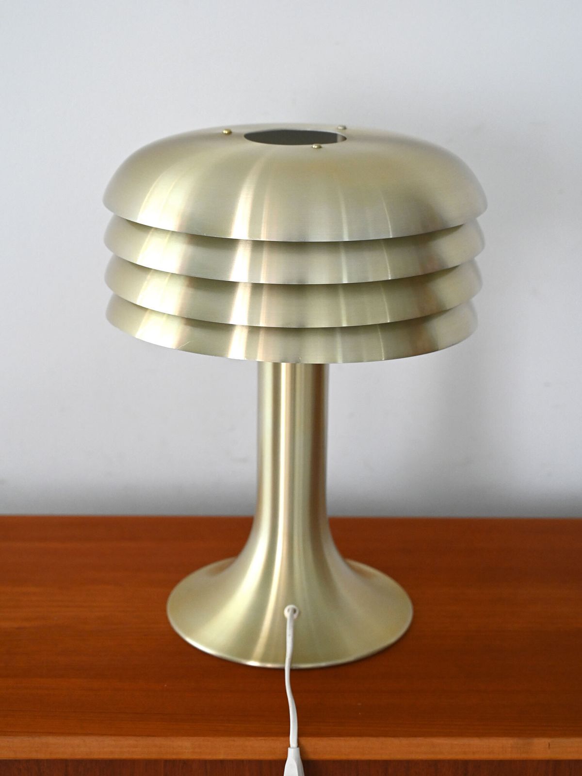 Bn 26 Lamp By Hans Agne Jakobsson photo vinterior