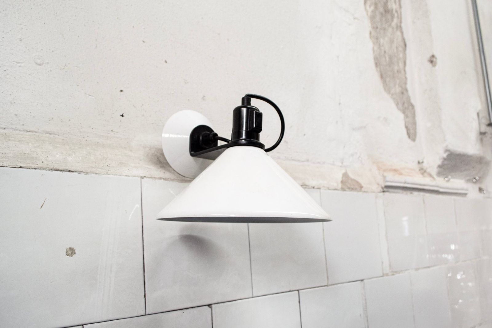 Italian Wall Light From Stilnovo, 1970s