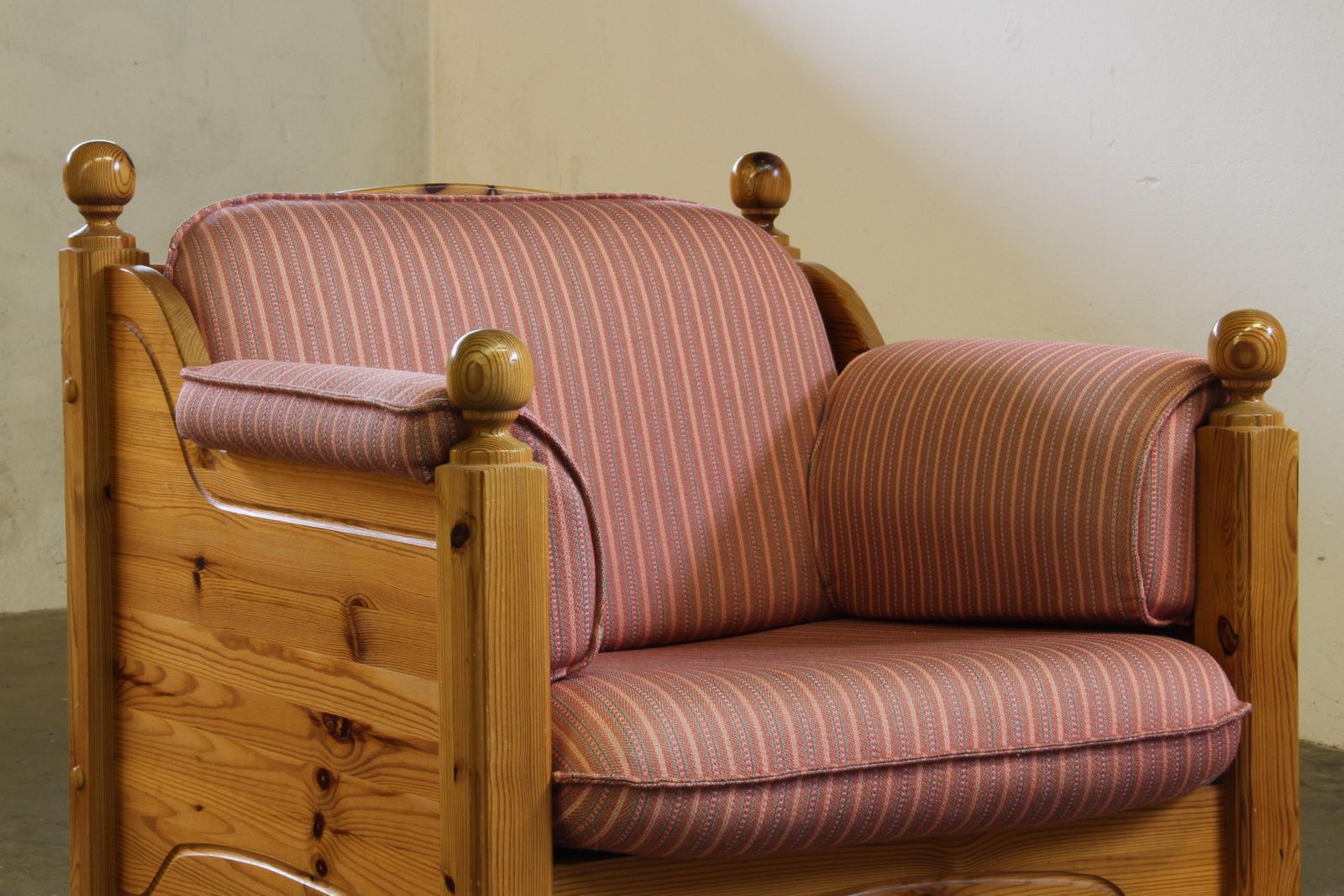 photo vinterior Vintage Mid Century Danish Pine Lounge Chair, 1970s