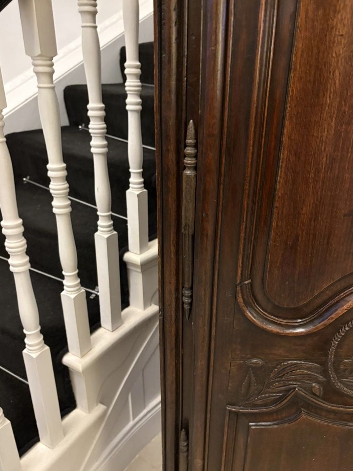 Magnificent Quality Late 17th Century Antique French Provincial Oak Armoire photo for sale