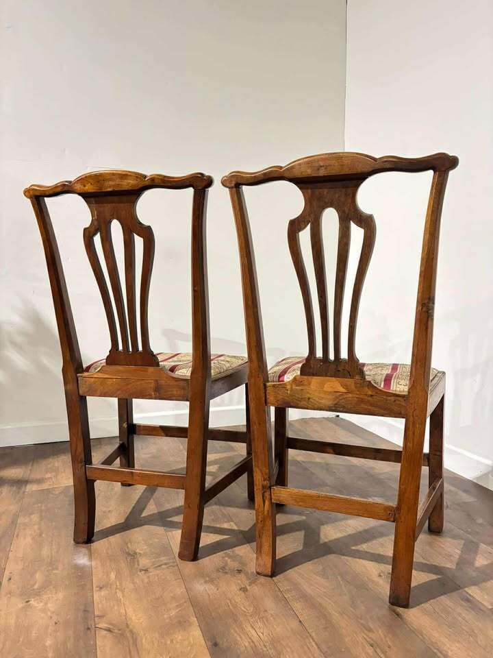 Pair Of Georgian Mahogany Side Chairs photo vinterior