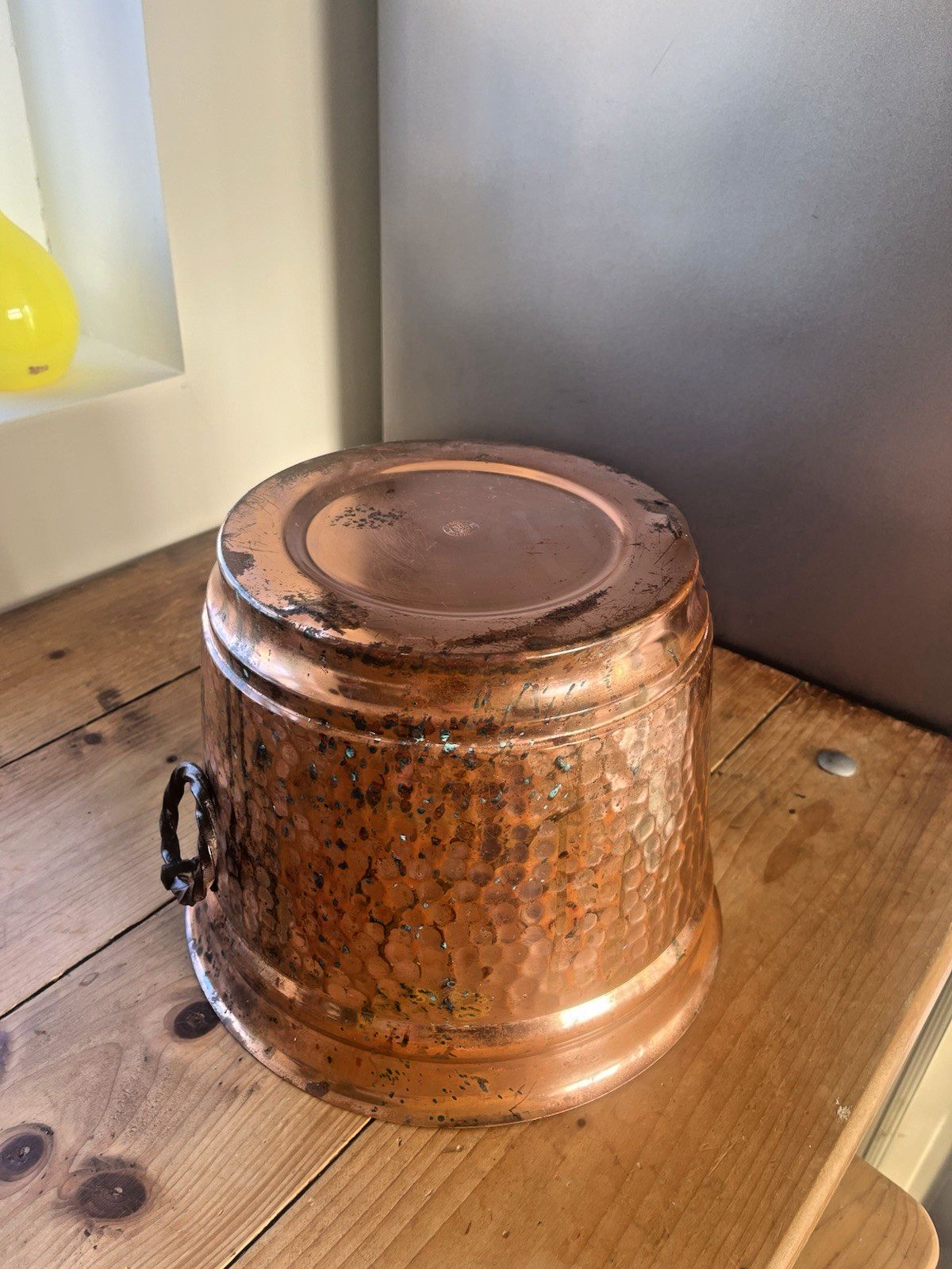 photo vintage French Lecellier Villedieu Beaten Planished Copper Jardiniere Planter Plant Pot