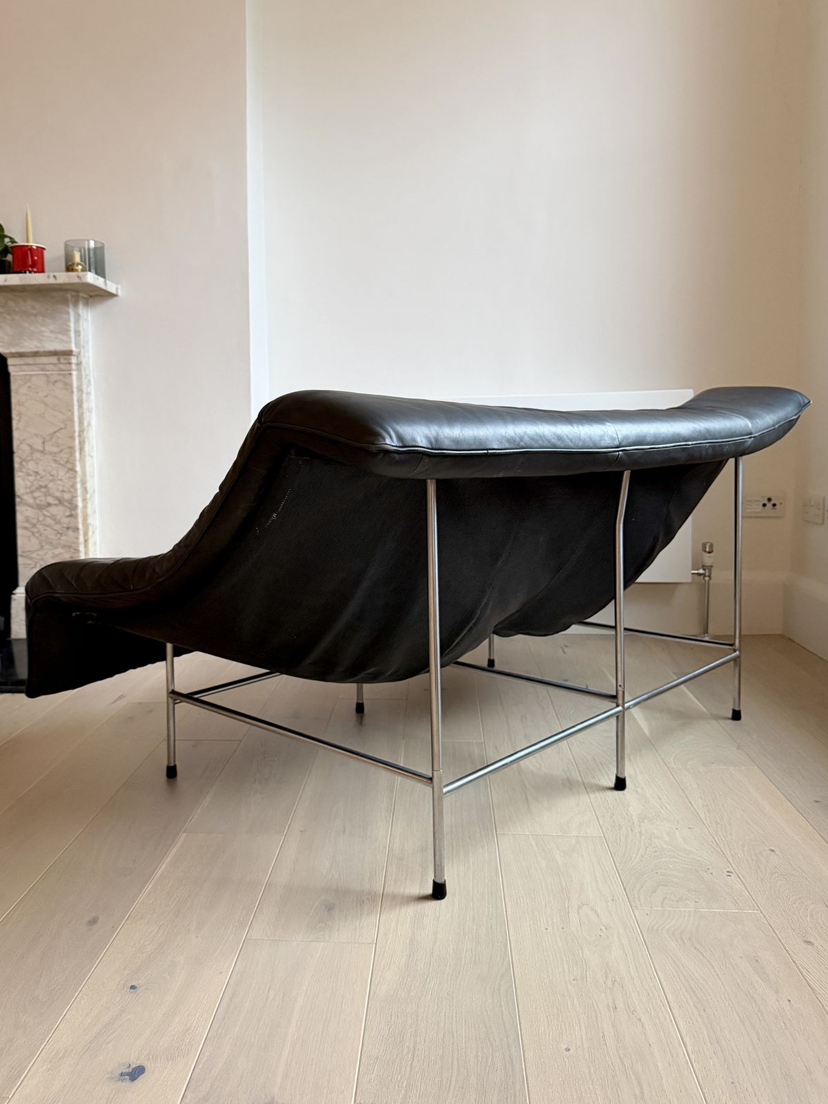 Gerard Van Den Berg For Montis, 1980s Vintage Butterfly Black Leather 2 Seat Sofa photo furniture