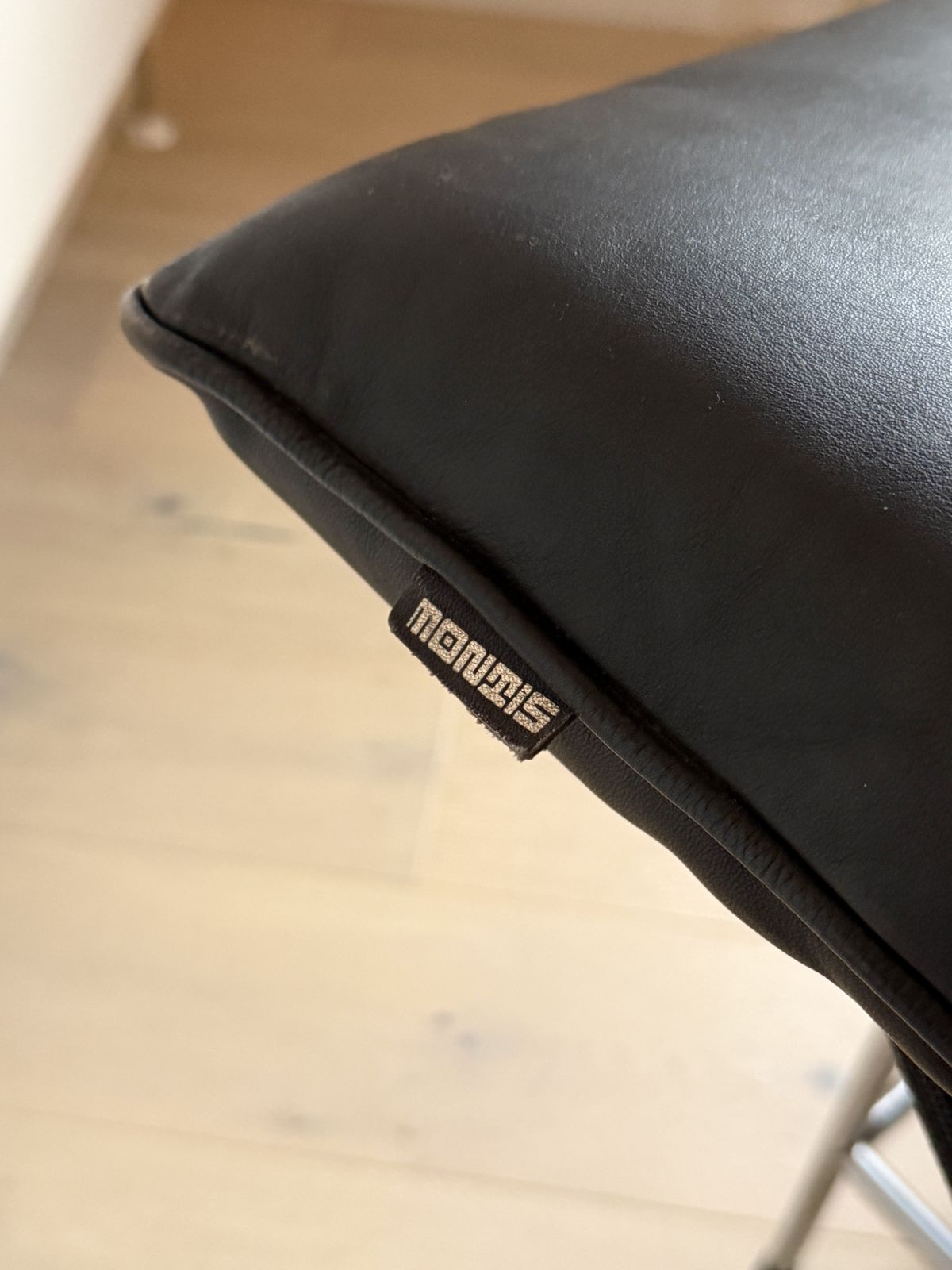 Gerard Van Den Berg For Montis, 1980s Vintage Butterfly Black Leather 2 Seat Sofa photo 3000.0