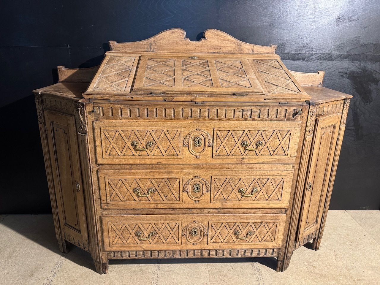 18th Century French Convent Desk photo vinterior