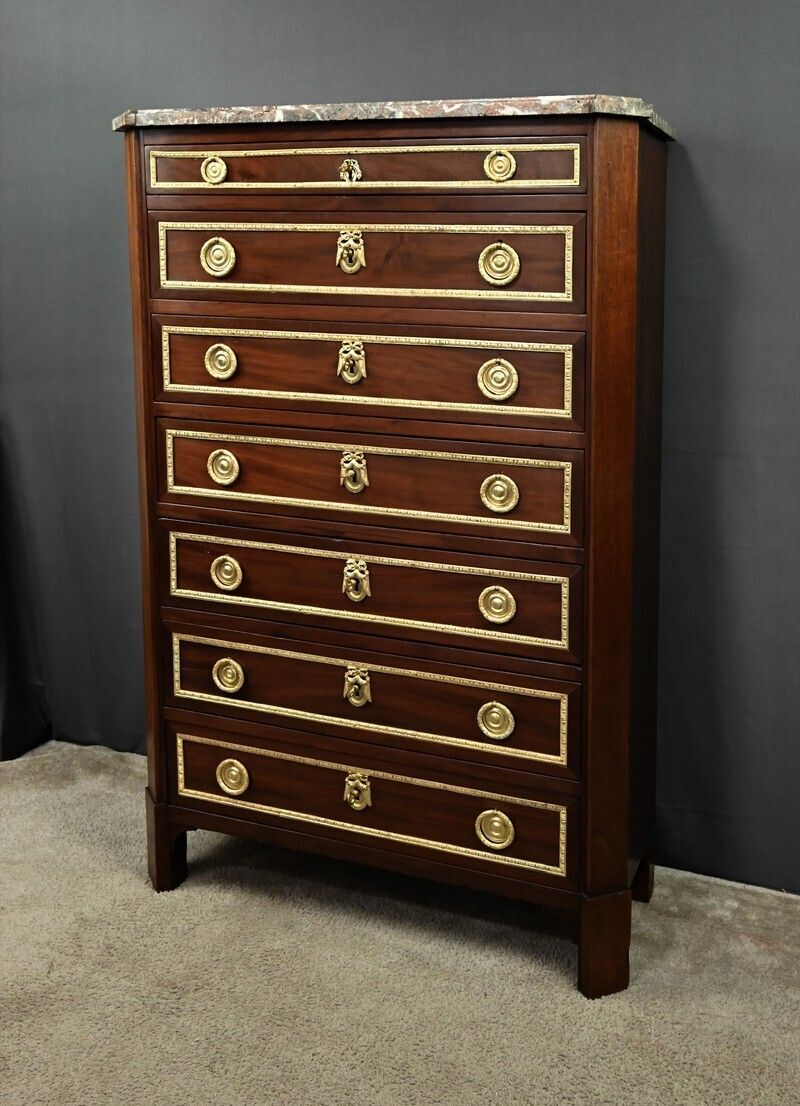 Mahogany Veneer Chest Of Drawers, Louis XVI Period – Late 18th Century photo for sale
