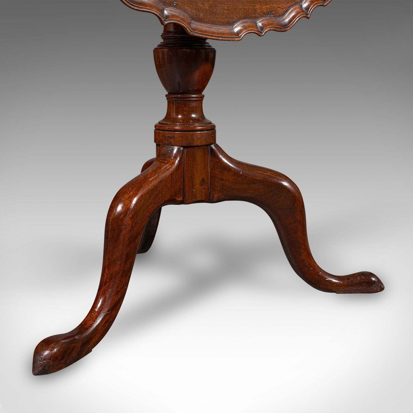 3725.0 Antique Pie Crust Table, English, Tilt Top, Games, Occasional, Georgian, C.1790 photo