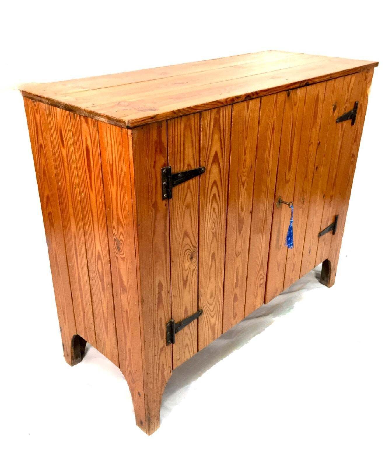 photo furniture Antique Pine Wood Storage Cupboard Cabinet Side Board / Entrance Hall Tv Stand