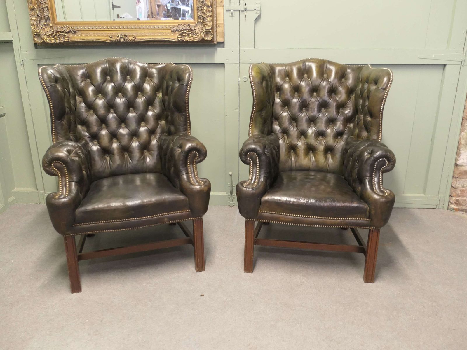 A Pair Of Georgian Style Gentleman’s Wing Back Leather Chesterfield Chairs photo vinterior