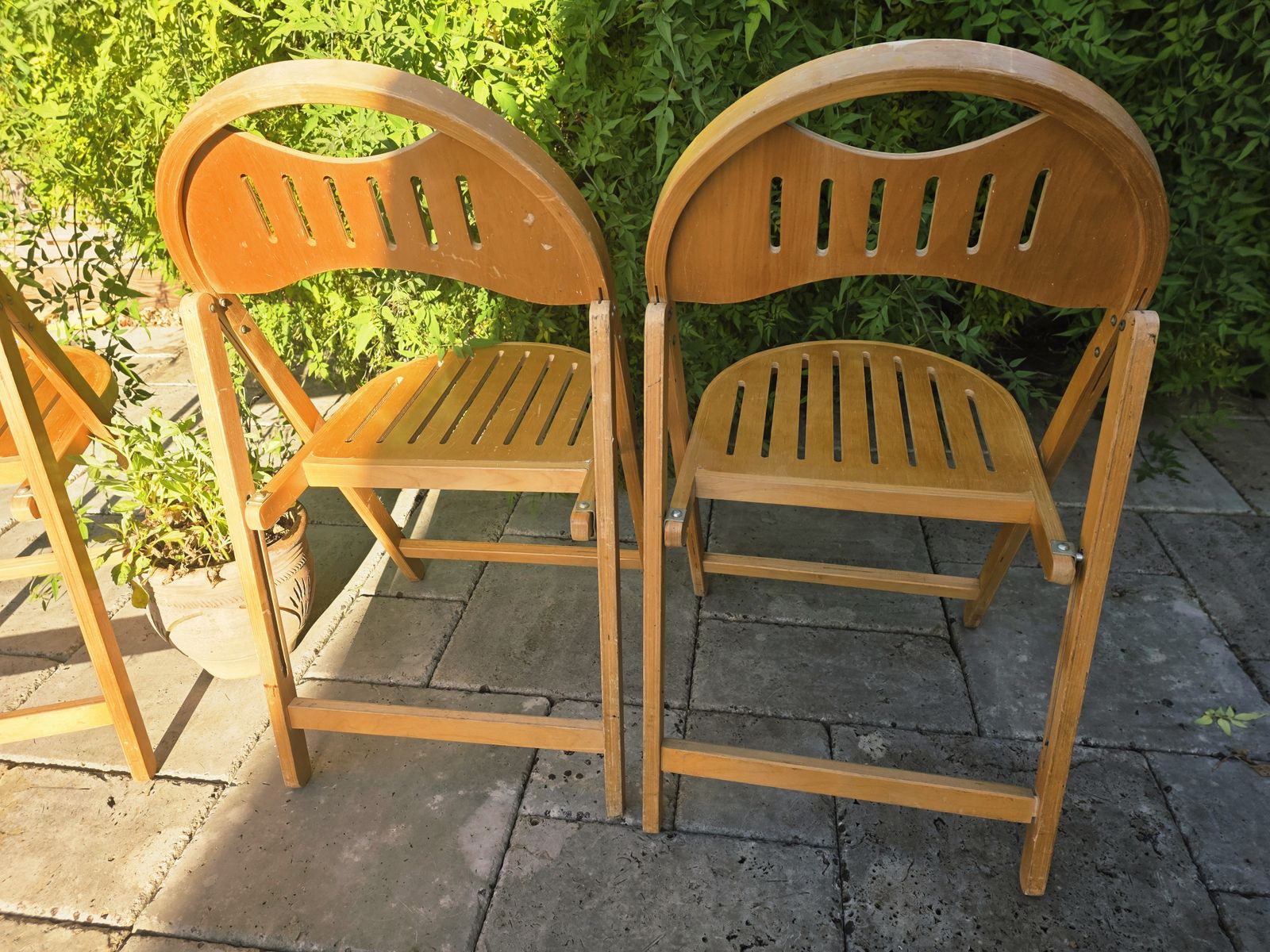 Furniture Trio Of 1950's Folding Chairs By Bentwood Otk (27) photo