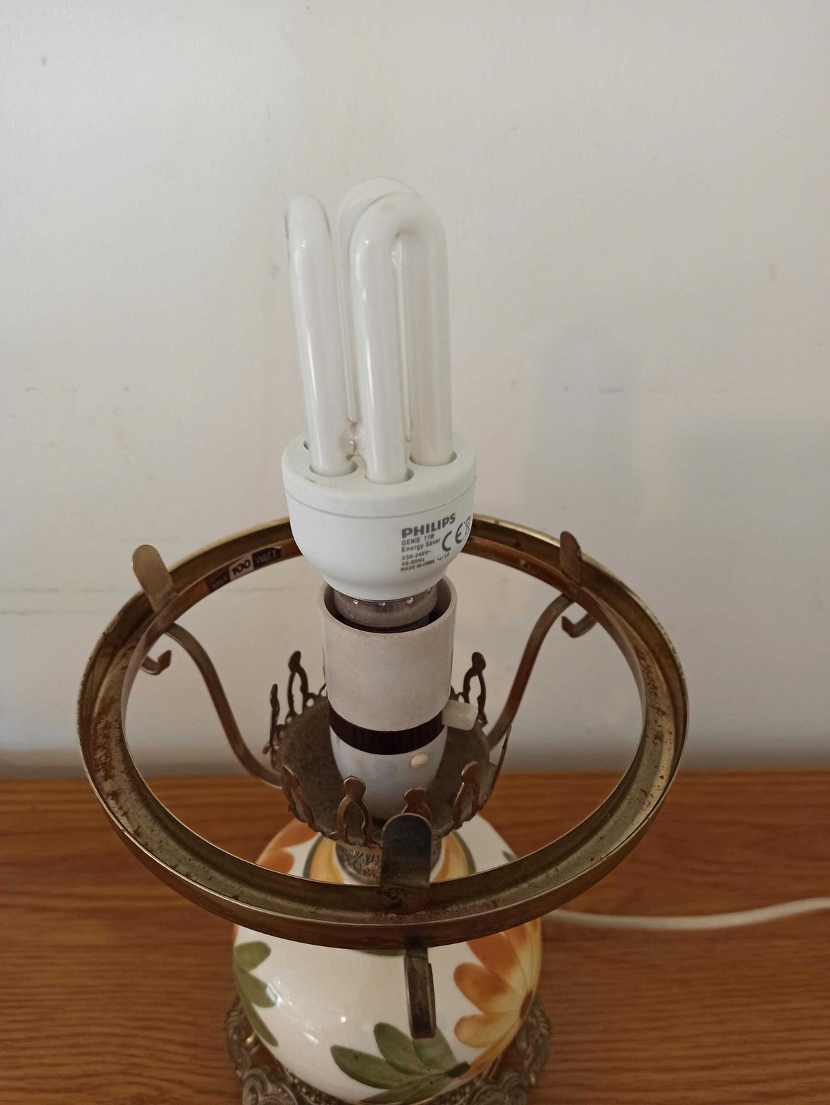 Art Nouveau / Deco Style Table Lamp, With Shade. photo vinterior