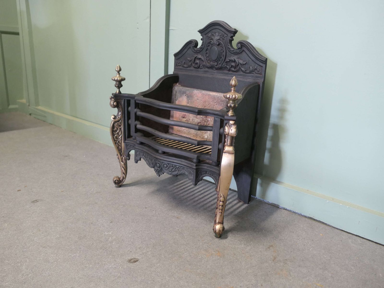 Adams Style Free Standing Fire Basket, Grate photo for sale