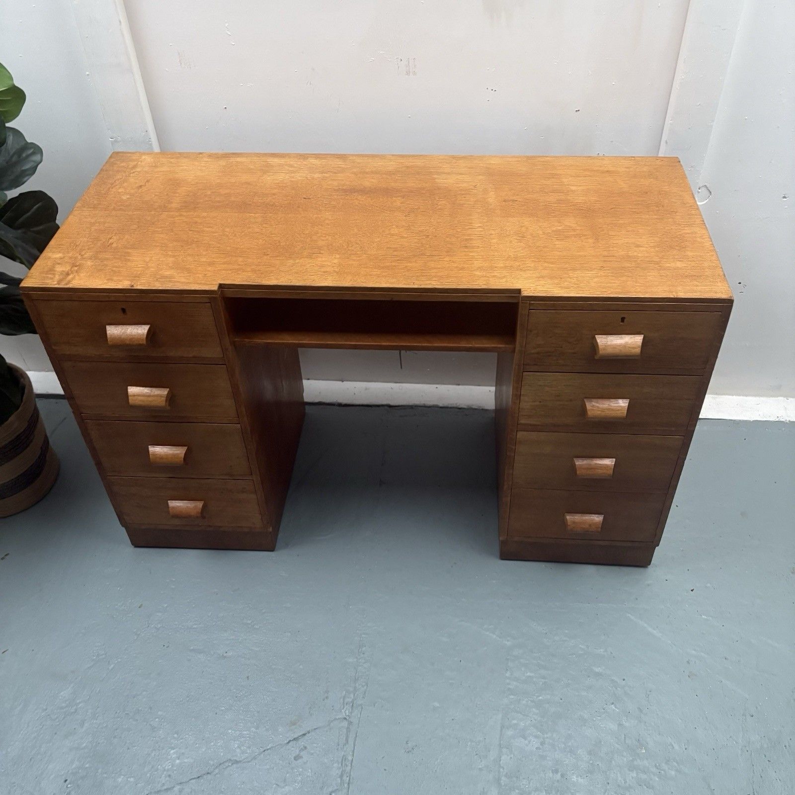 Late 1930s English Oak Art Deco Modernist Twin Pedestal Writing Desk photo for sale