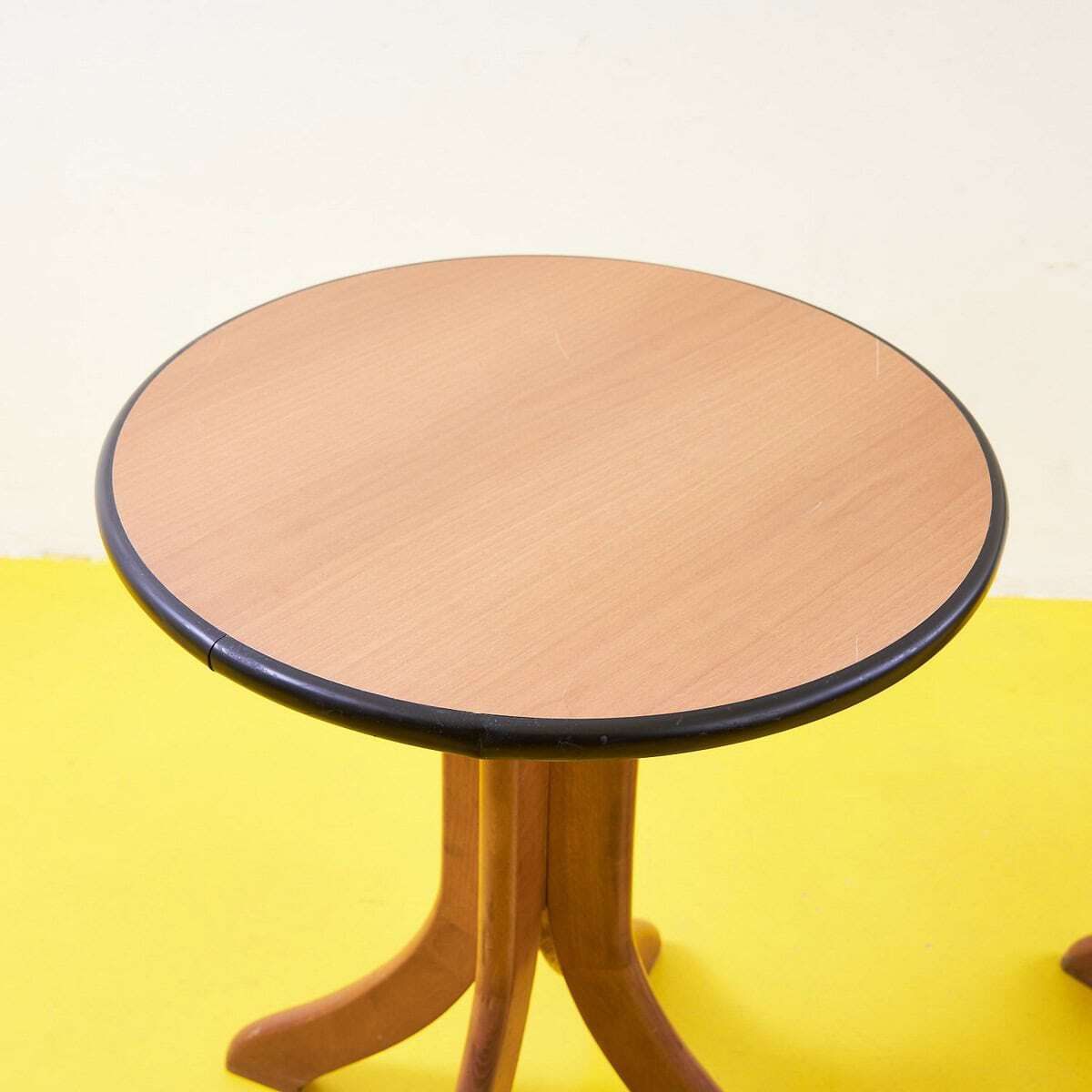 Elegant Wooden Coffee Tables With A Timeless Design photo vinterior