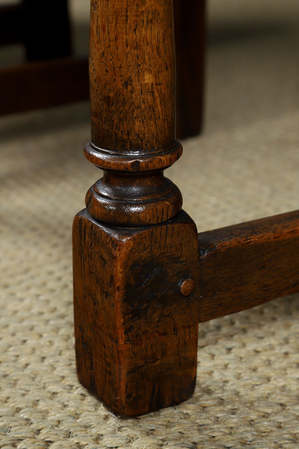 Vintage Pair Of English Old Charm 16th Century Style Tudor Oak Lamp / Sofa / Side / Bedsides Tables (Circa 1950) photo vintage