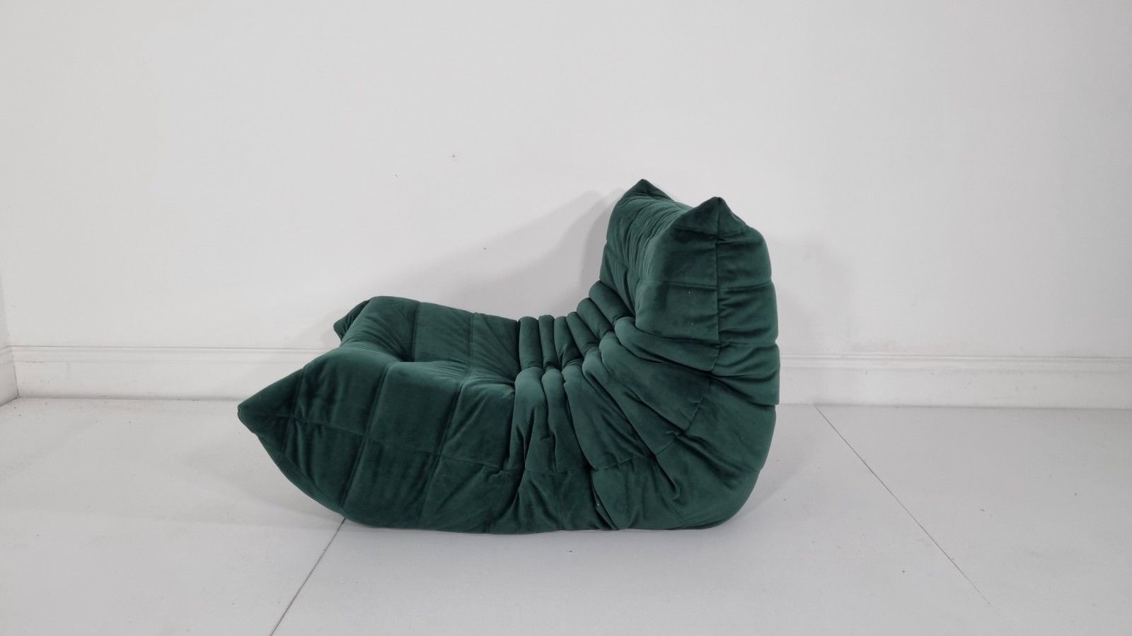 Ligne Roset Togo Chair In Luxurious Deep Green Velvet Immaculate photo Furniture
