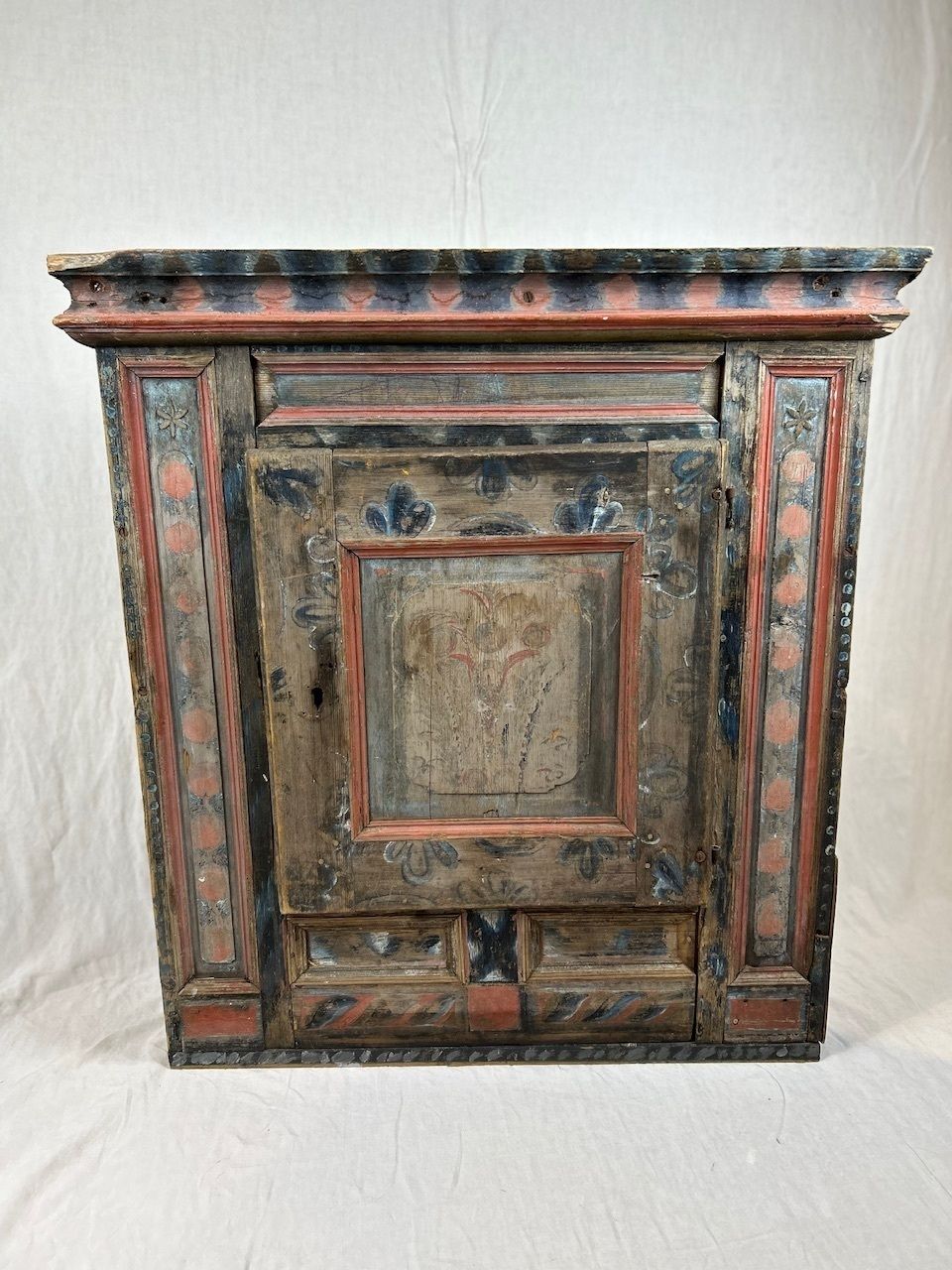 Antique Painted Swedish Wooden Wall Cupboard photo vinterior