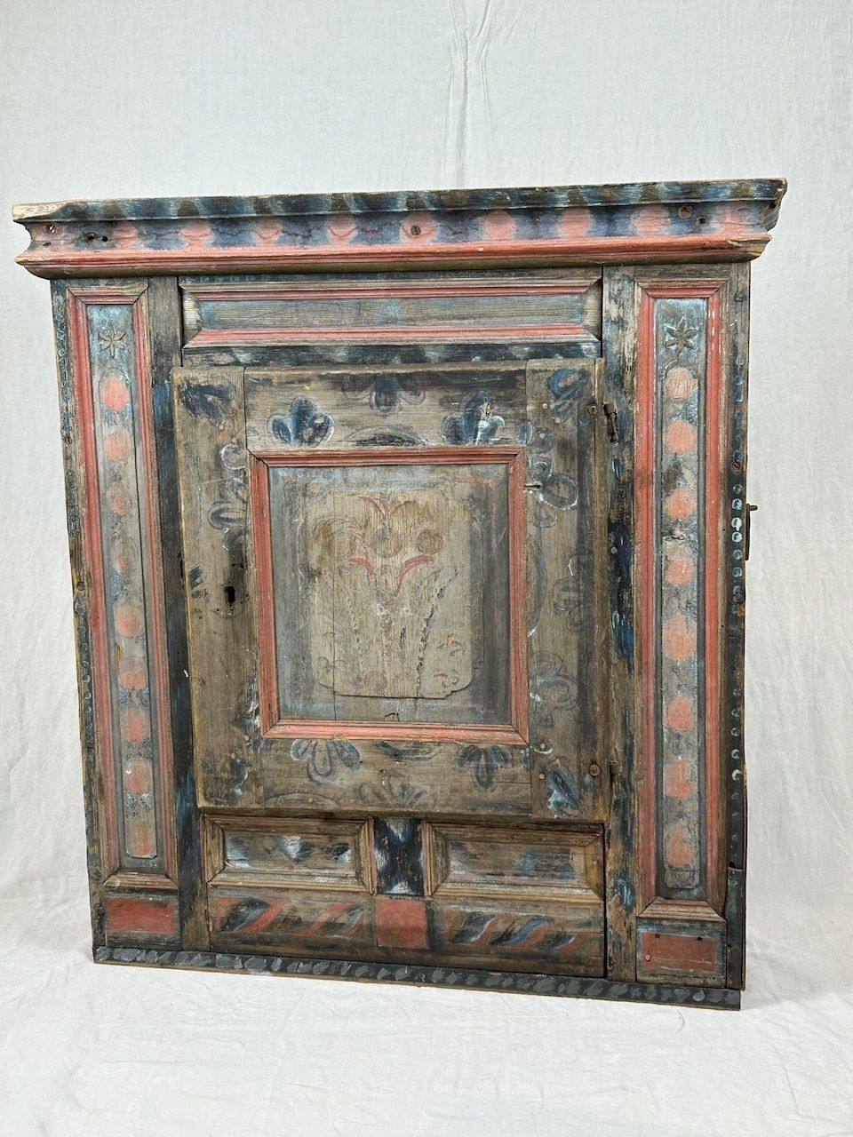 photo furniture Antique Painted Swedish Wooden Wall Cupboard