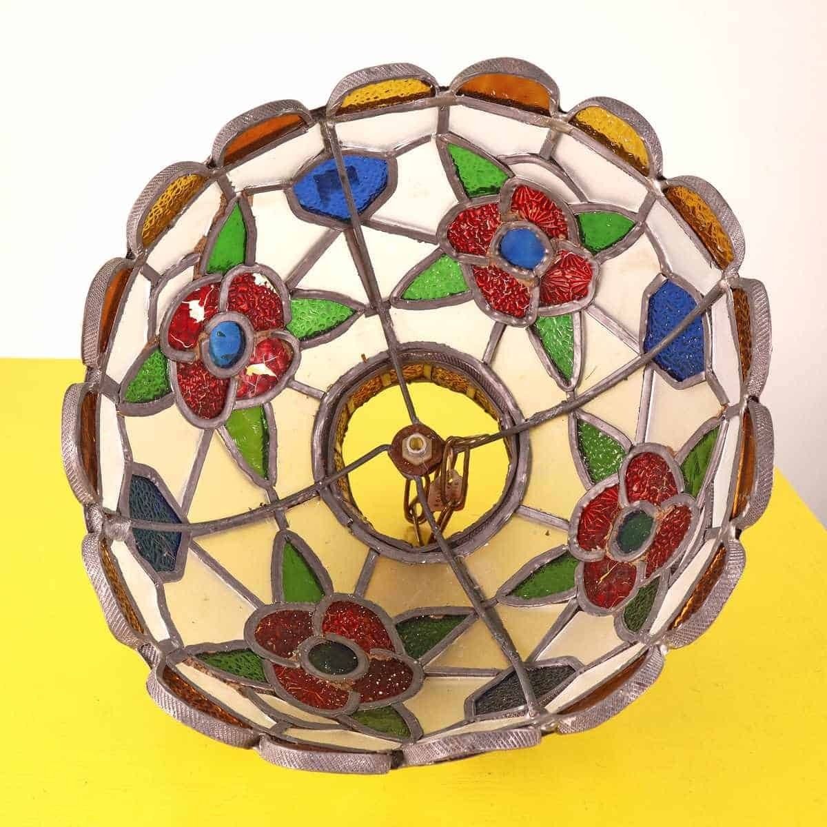 photo vintage Pair Of Vintage Leaded Glass Chandeliers