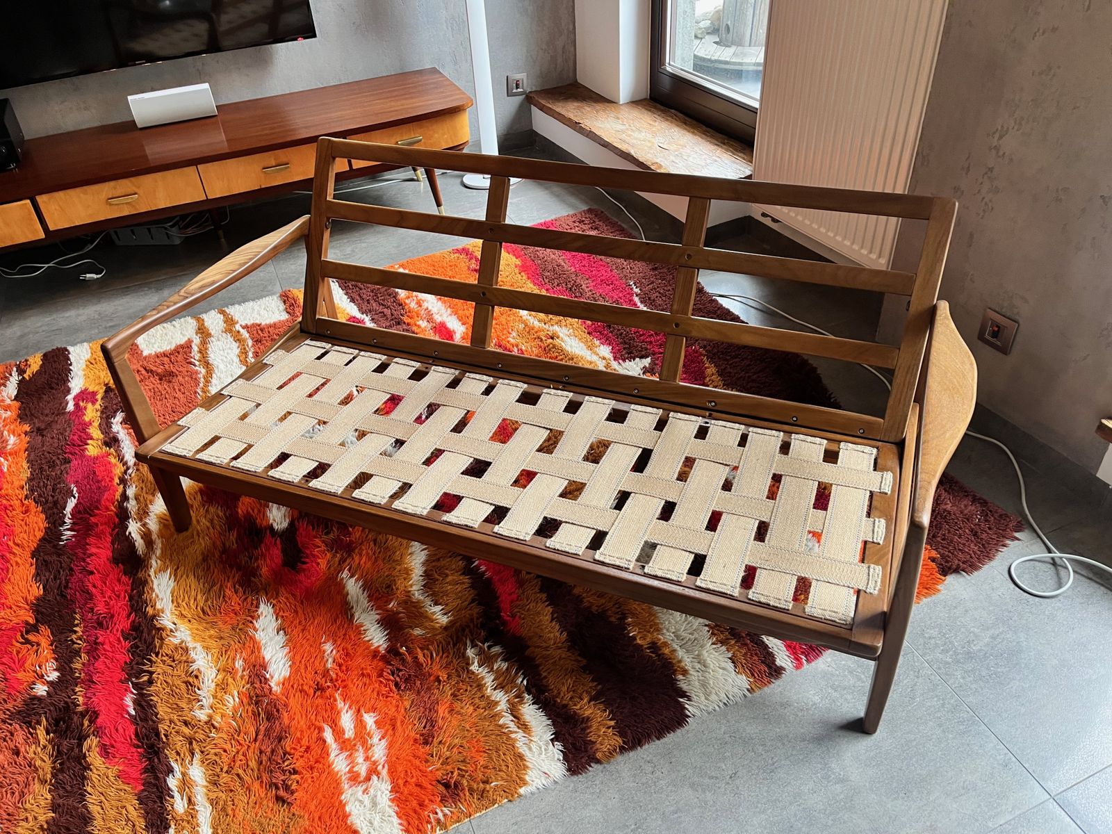 Mid Century Modern “New Yorker” Set By Guy Rogers For Toothill (1964) – Restored Sofa & Two High Back Armchairs photo 3800.0