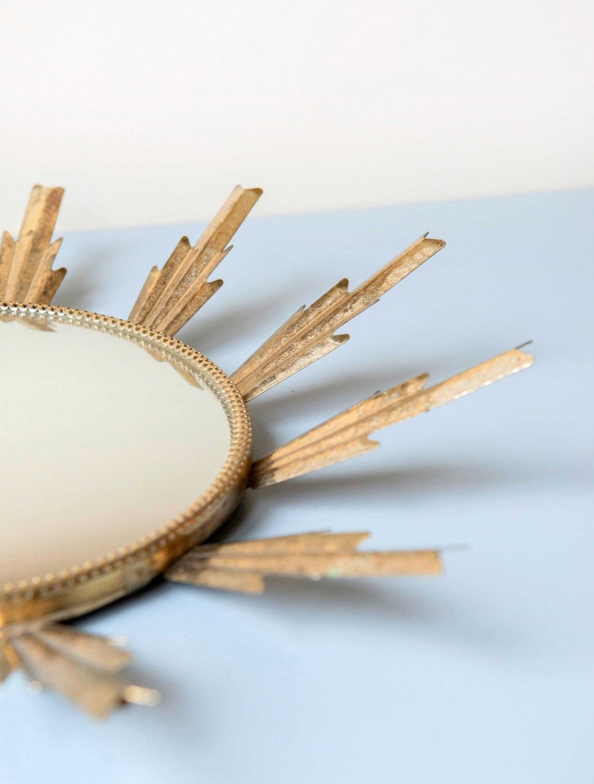 photo furniture Vintage Sunburst Convex Wall Mirror – 1950s English Golden Bullseye Circle Mirror – Mid Century Retro Decorative Mirror