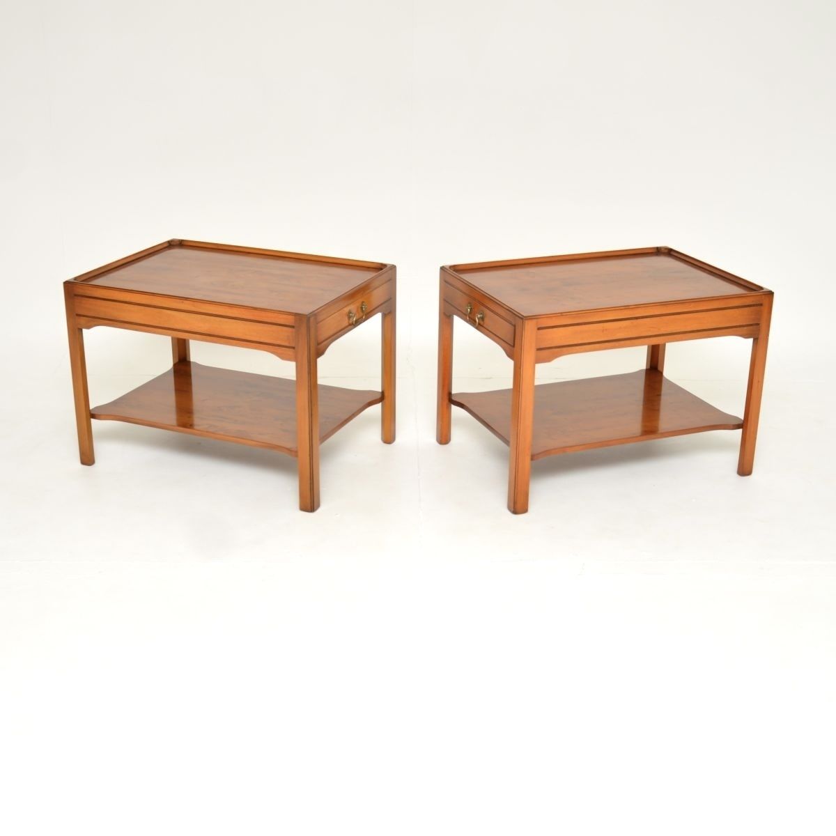 Pair Of Antique Georgian Style Yew Wood Side Tables photo vinterior